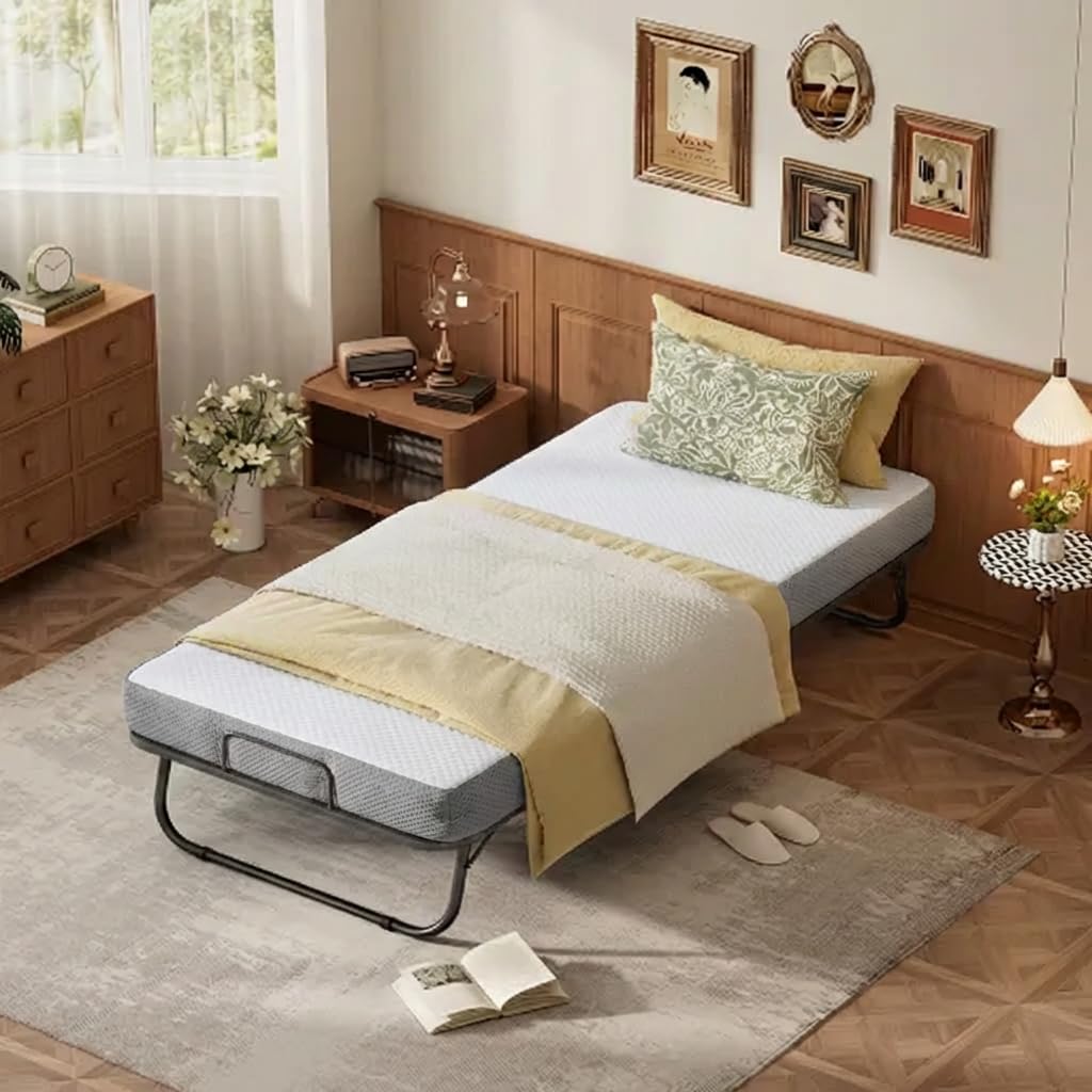 Folding Bed with Mattress B93641