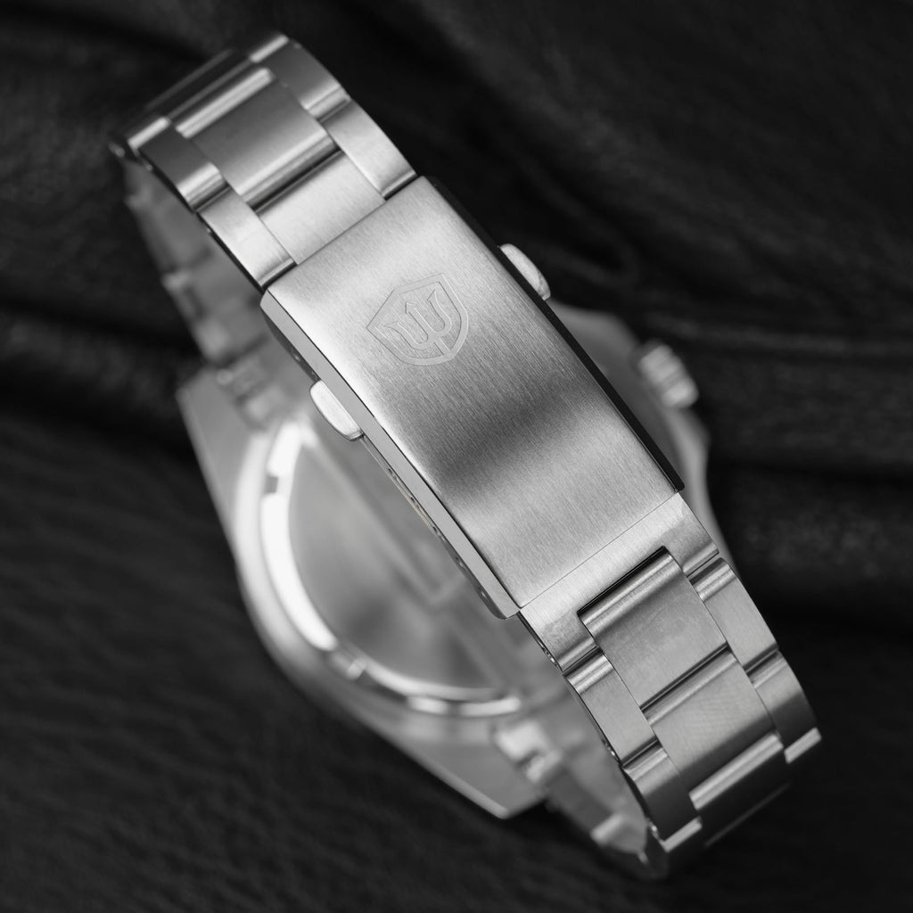 40mm Sapphire Crystal 200m Waterproof Quartz Diver Watch A979